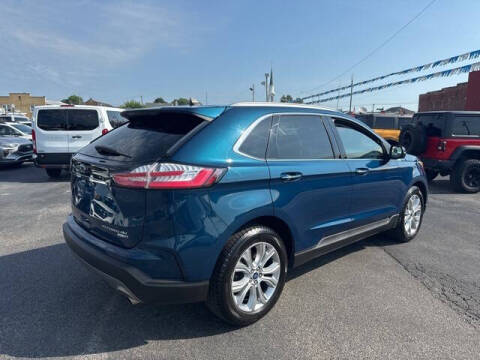 2020 Ford Edge Titanium