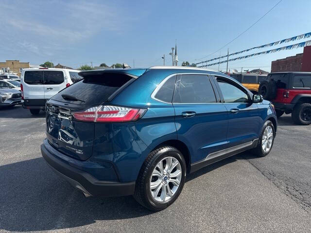 2020 Ford Edge Titanium