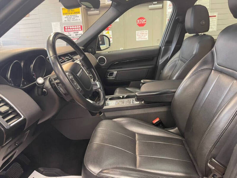 2018 Land Rover Discovery SE