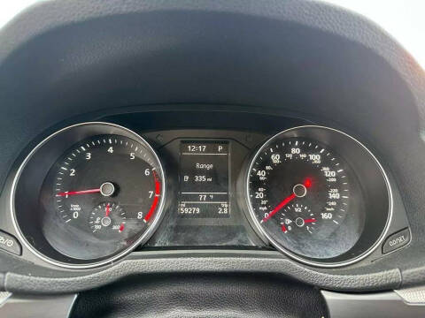 2017 Volkswagen Passat 1.8T R-Line