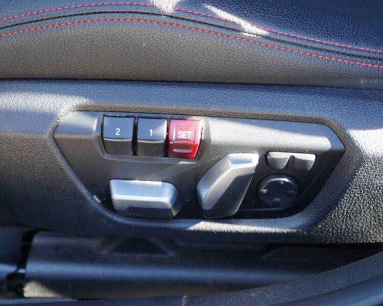 2018 BMW 3 Series 330i xDrive