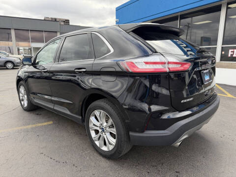 2019 Ford Edge Titanium