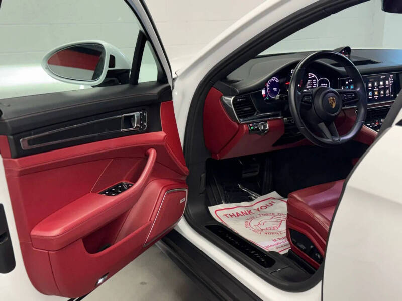 2023 Porsche Panamera