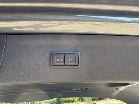 2016 Audi Q3 2.0T Premium Plus