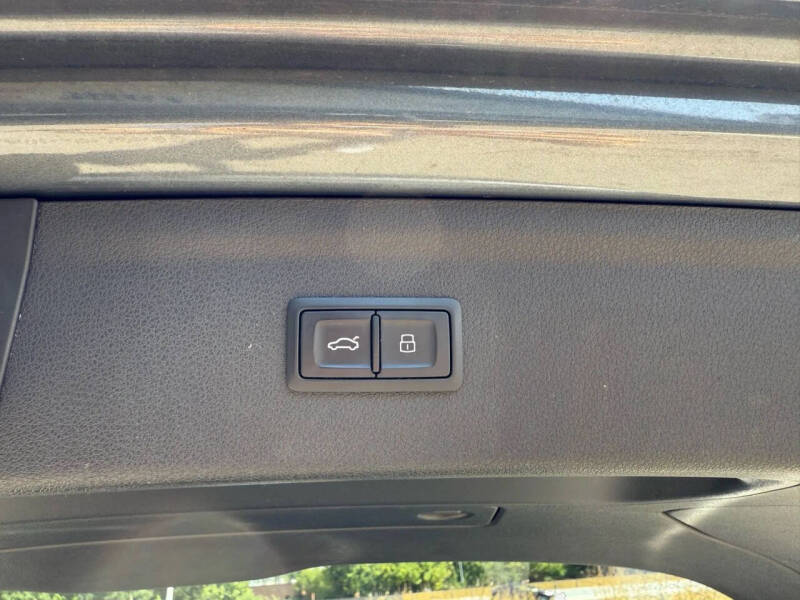 2016 Audi Q3 2.0T Premium Plus