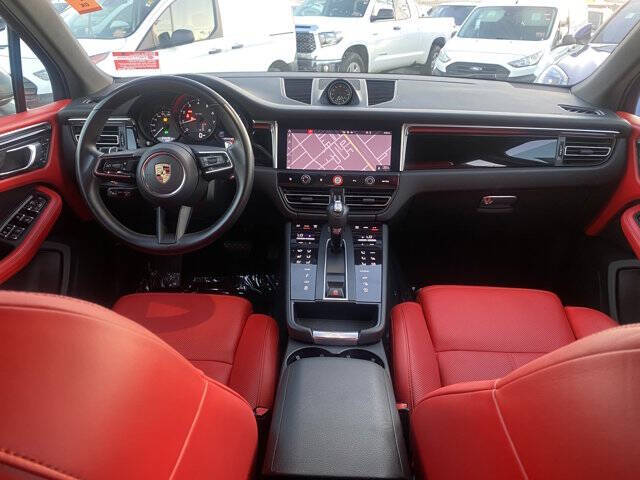 2023 Porsche Macan