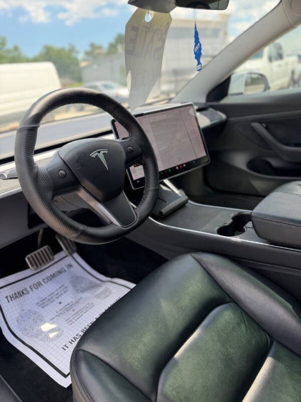 2020 Tesla Model 3 Standard Range Plus