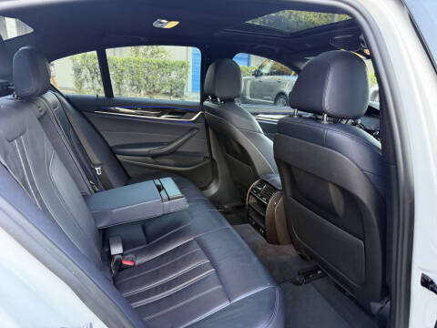 2020 BMW 5 Series 530i