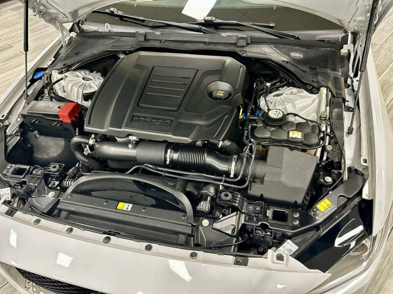 2018 Jaguar XE 25t Prestige