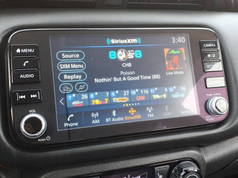 2024 Nissan Kicks SR