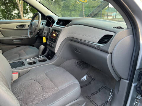 2017 Chevrolet Traverse LS