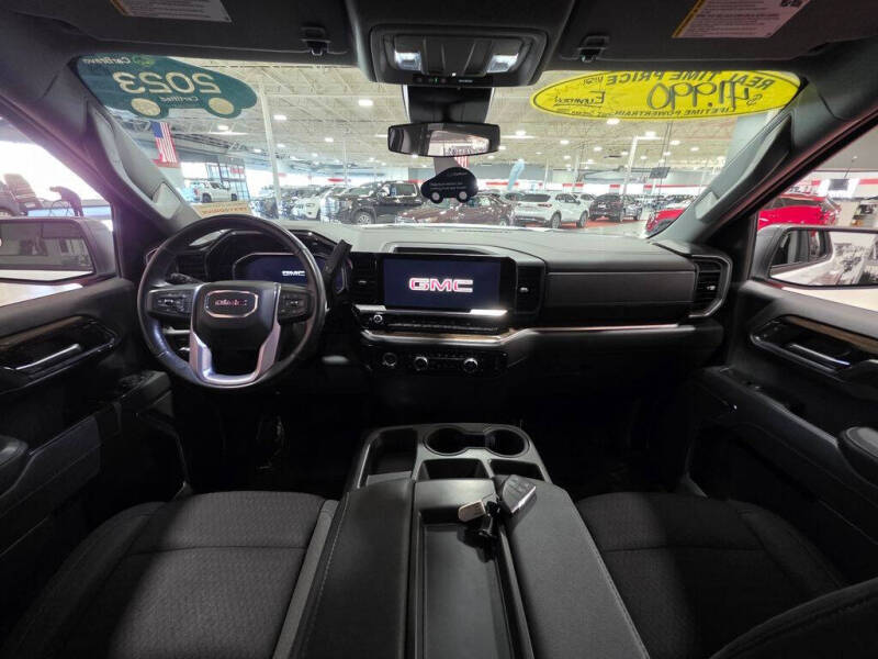 2023 GMC Sierra 1500
