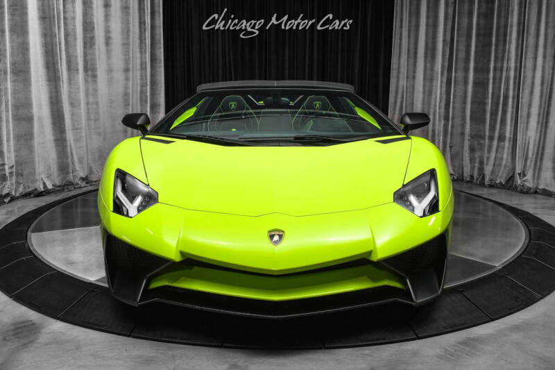 2016 Lamborghini Aventador LP 750-4 SV