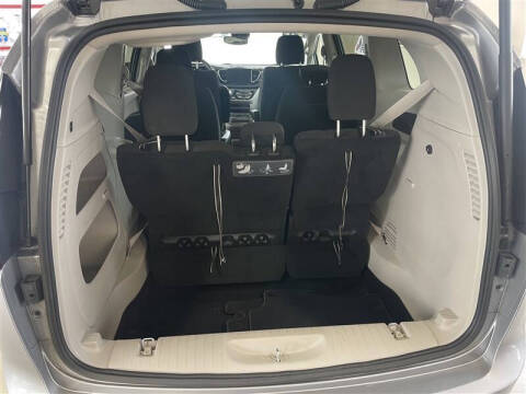 2021 Chrysler Pacifica Touring