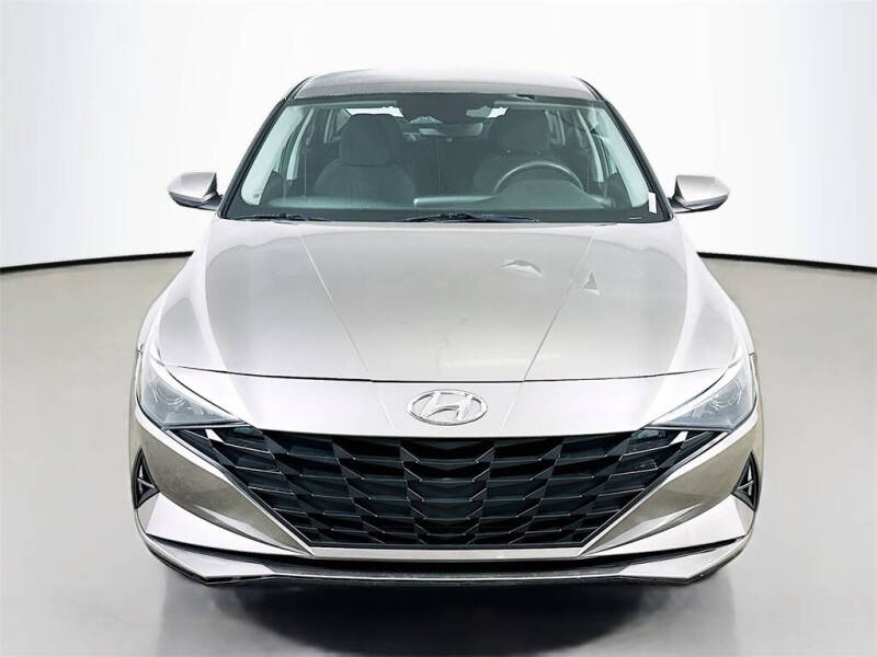 2022 Hyundai Elantra