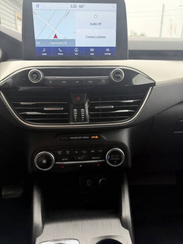2020 Ford Escape SEL