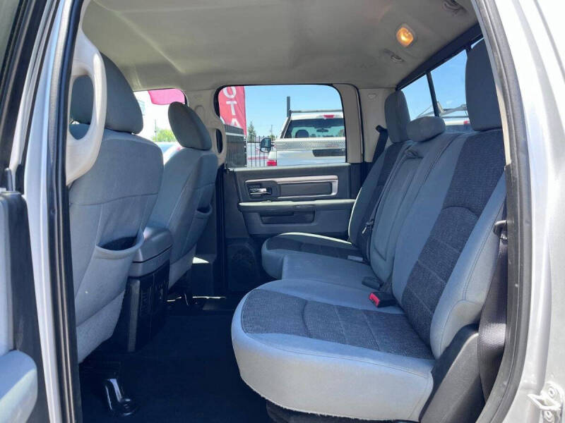 2013 RAM 1500 SLT