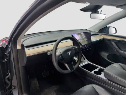 2025 Tesla Model Y Long Range