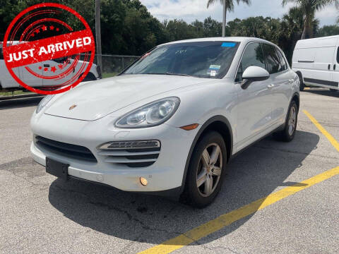 2014 Porsche Cayenne Platinum