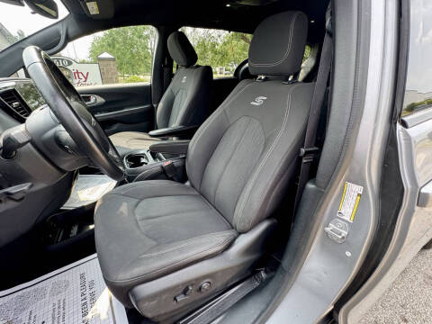 2018 Chrysler Pacifica Touring Plus