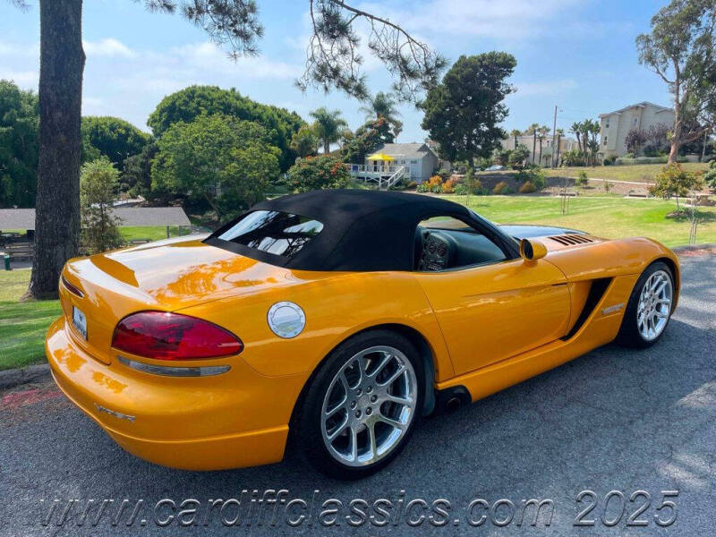 2003 Dodge Viper SRT-10
