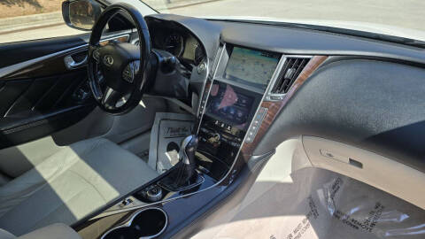 2014 Infiniti Q50 Premium