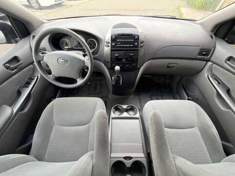 2006 Toyota Sienna