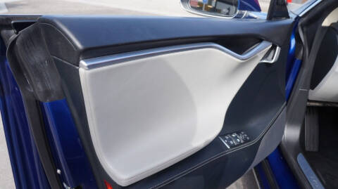 2016 Tesla Model S 90D