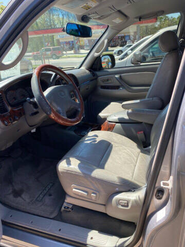 2002 Toyota Sequoia SR5
