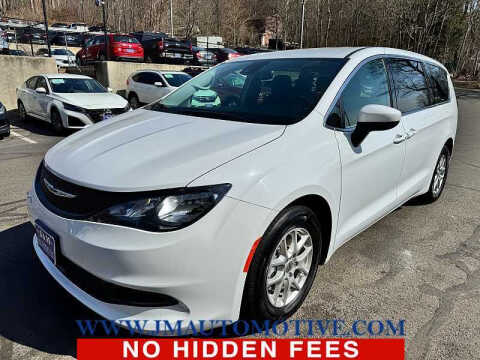 2023 Chrysler Voyager for sale at J & M Automotive in Naugatuck CT