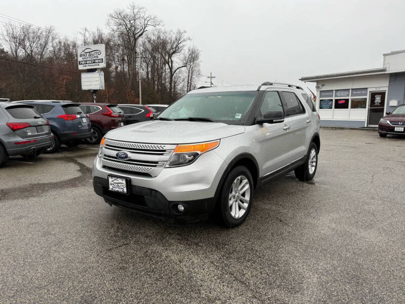 2015 Ford Explorer XLT photo 12