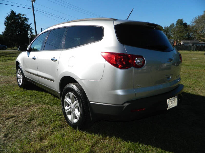 2012 Chevrolet Traverse LS