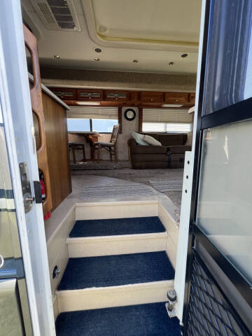 2002 Foretravel GV320 4010