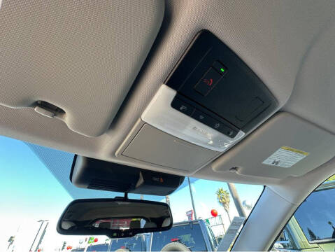 2023 Mitsubishi Outlander PHEV SEL