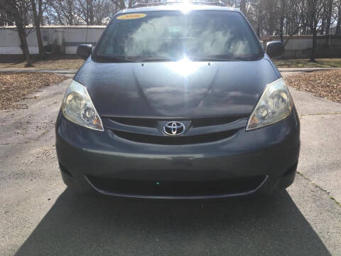 2006 Toyota Sienna for sale at Speed Auto Mall in Greensboro NC