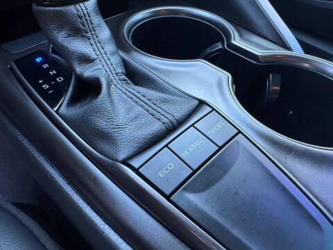 2024 Toyota Camry SE Nightshade