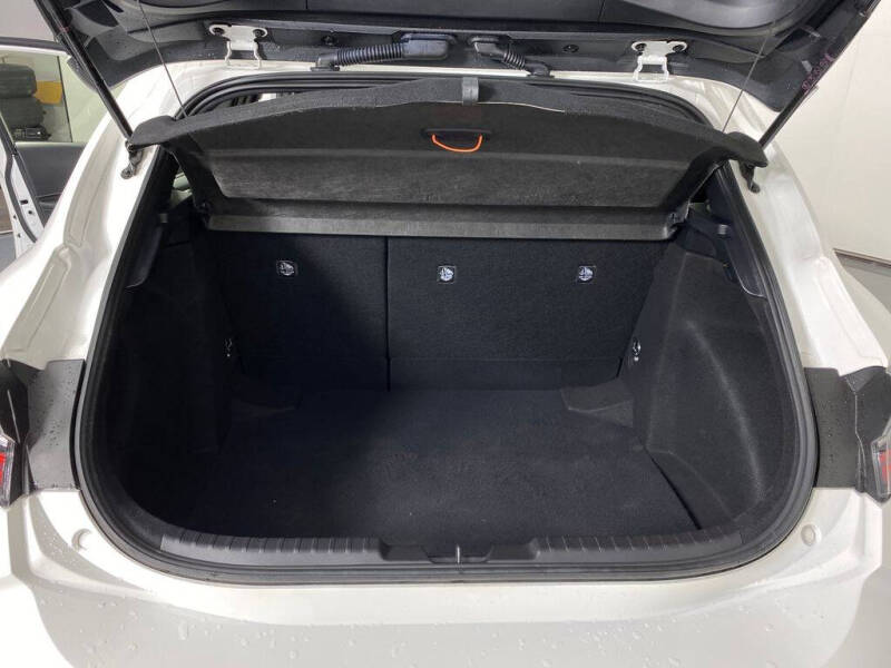 2022 Toyota Corolla Hatchback SE