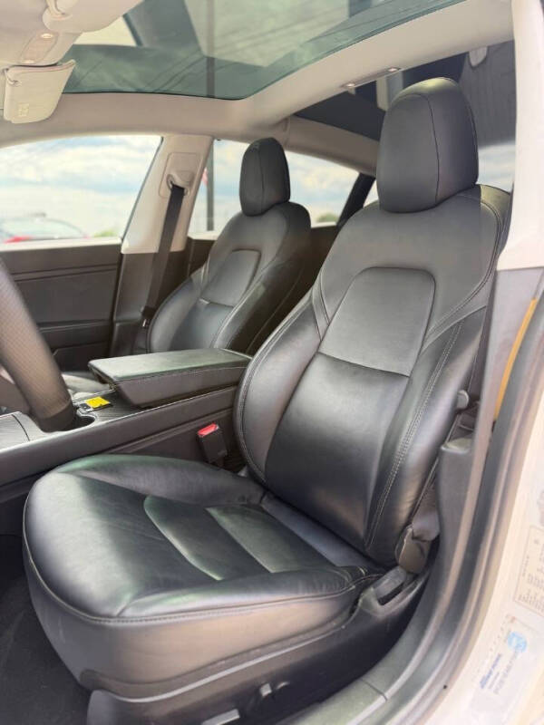 2020 Tesla Model 3 Standard Range Plus