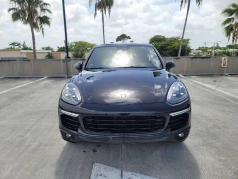 2016 Porsche Cayenne S
