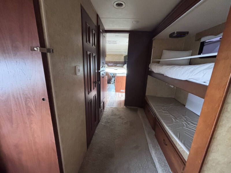 2011 Jayco GreyHawk 31FS