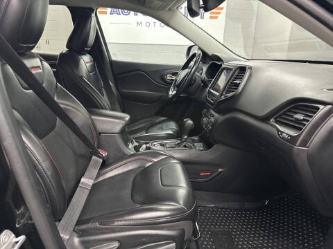 2020 Jeep Cherokee Trailhawk