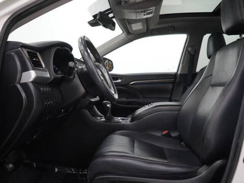 2016 Toyota Highlander Limited Platinum