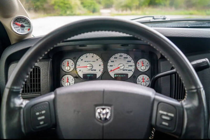 2005 Dodge Ram 1500 SRT-10