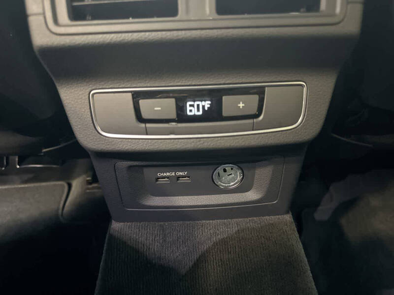 2022 Audi Q5 quattro S line Prem Plus 45 TFSI