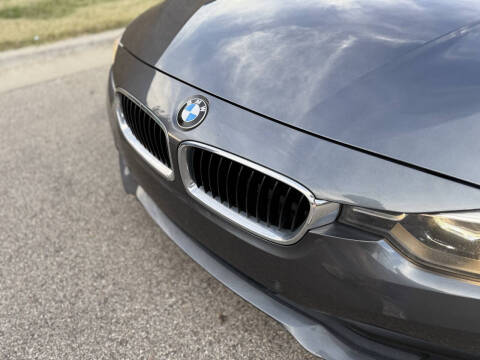 2016 BMW 3 Series 320i