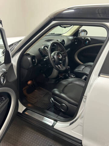 2015 MINI Countryman Cooper