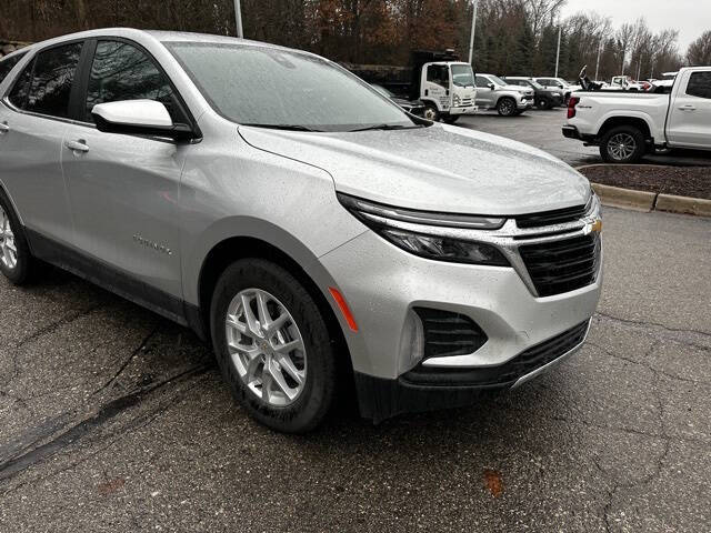 2022 Chevrolet Equinox for sale at Bowman Auto Center in Clarkston, MI