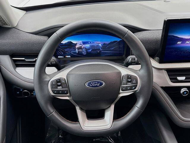 2025 Ford Explorer Active