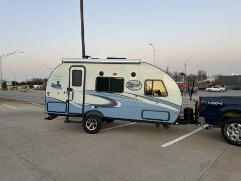 2017 Forest River R pod