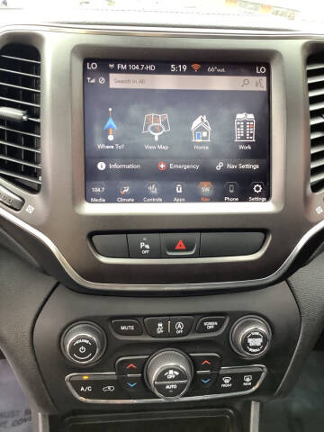 2022 Jeep Cherokee Trailhawk